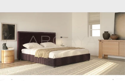 Aurelia Villa Bed - front view 03