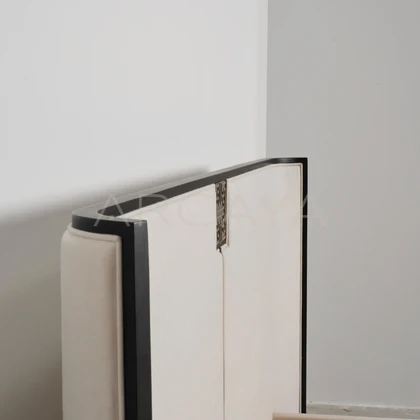 Ember Vista Bed - product view 07