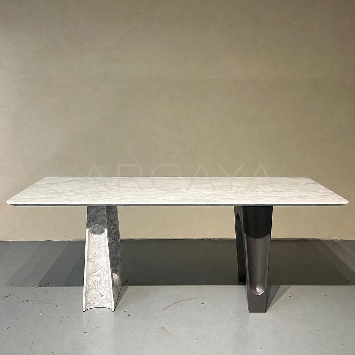 Iris Loft Dining Table