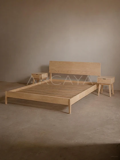 Alder Grove Bed — interior view 09