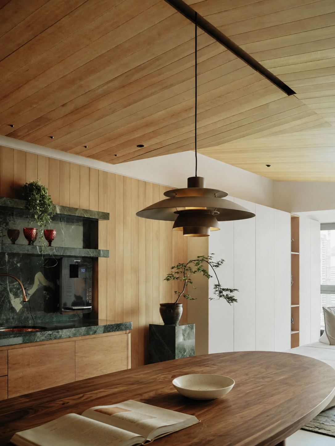 Pendant light over dining table