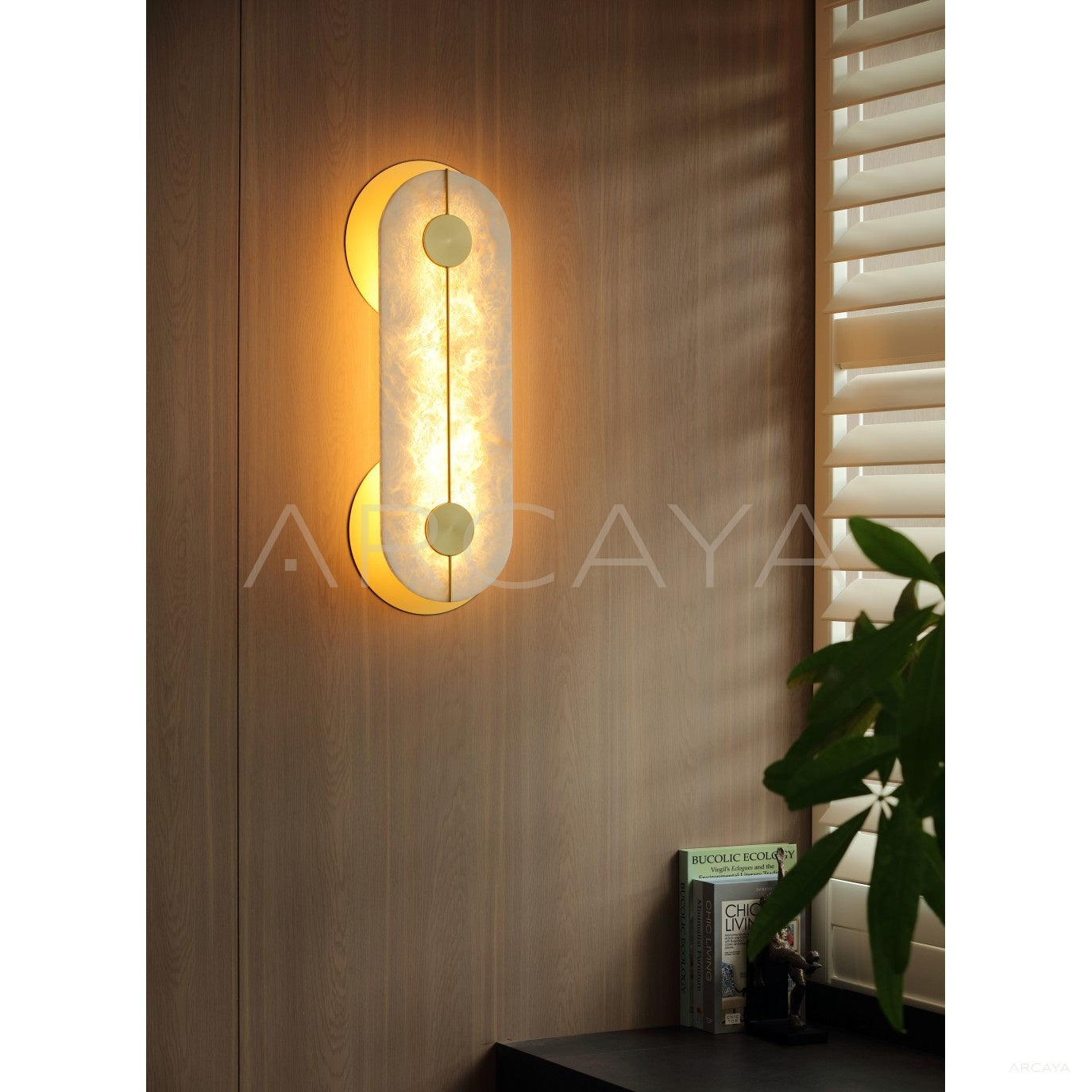 Gold Rim Stone Column Wall Light 21780