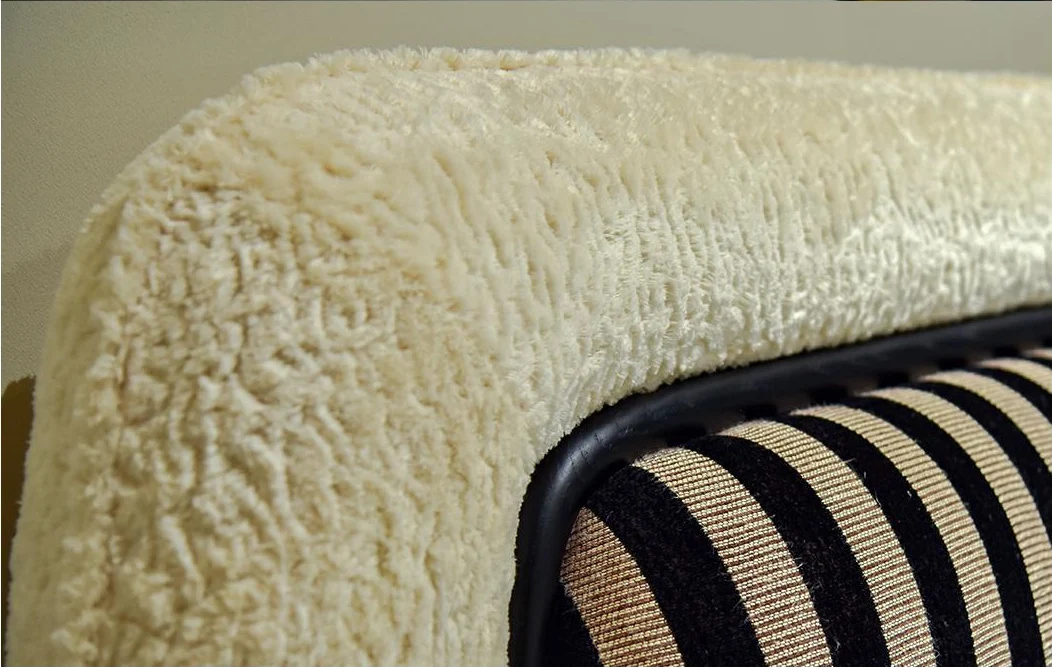 One silhouette. Your dimensions, comfort and finish.