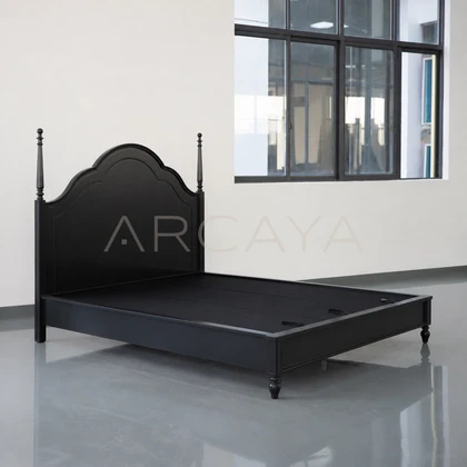 Faye Villa Bed - front view 06