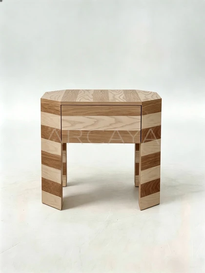 Alba Arc Bed — interior view 03