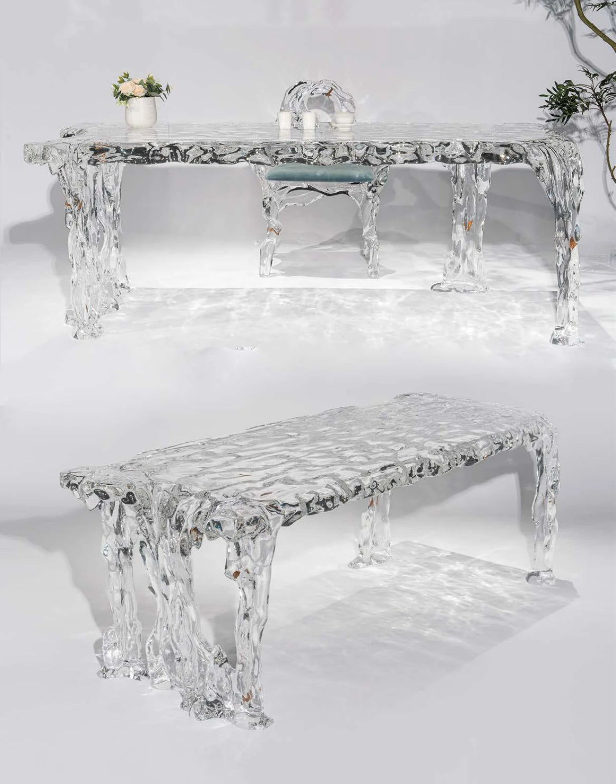 Listening to the Stream — Tables & Consoles — T031 — image 2