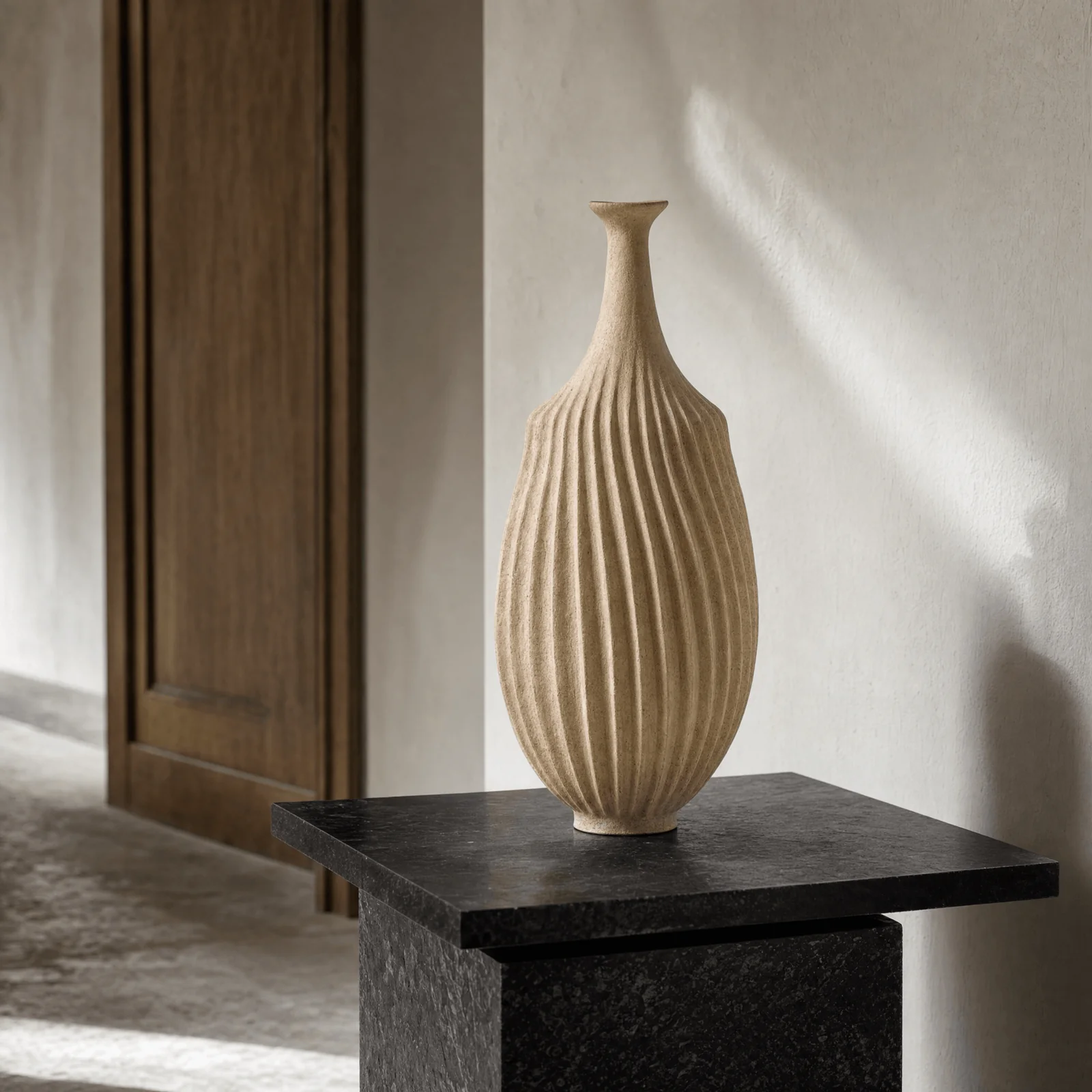 One silhouette. Your dimensions, comfort and finish.