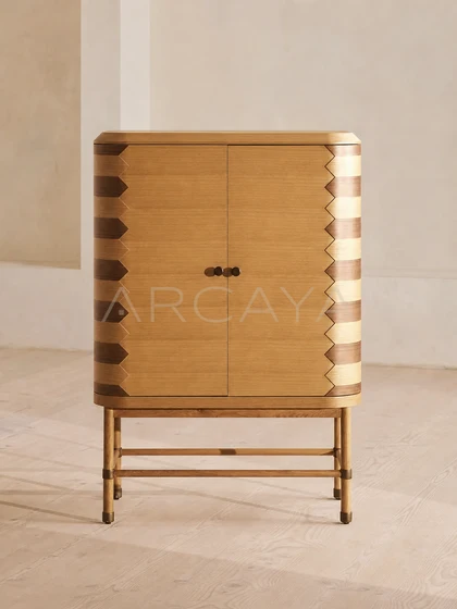Isla Grove Cabinet - front view 04